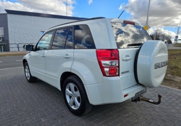 Suzuki Grand Vitara II SUV 5d Facelifting 1.9 DDiS 129KM 2012 Suzuki Grand Vitara LIFT 1.9Diesel 130KM 4x4 Biala Perla 5-Drzwi Navi 1.9, zdjęcie 16