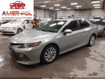 Toyota Camry IX 2023 Toyota Camry 2023 TOYOTA CAMRY LE 2.5 Benzyna 202KM