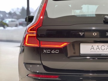 Volvo XC60 II 2022 Volvo XC 60 B5 AWD Plus Dark / 1 właściciel / Salo, zdjęcie 37