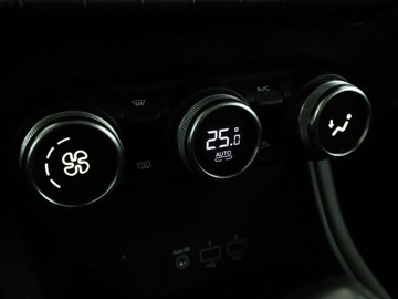 Renault Captur II Crossover 1.3 TCe 140KM 2021 Renault Captur Intens automat 140KM navi kamera360, zdjęcie 27