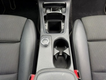 Mercedes Klasa B W246 Sports Tourer Facelifting 2.0 250 211KM 2018 Mercedes B 250 211 KM Automat Full LED Kamera, zdjęcie 29