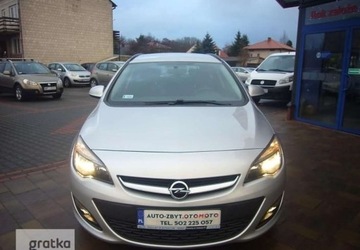 Opel Astra J Sports Tourer Facelifting 1.6 CDTI ecoFLEX 110KM 2015 Opel Astra Opel Astra J ASTRA 1.6 Diesel 110KM, zdjęcie 2