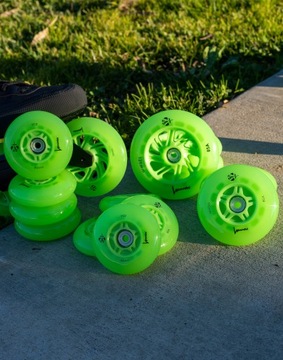 LUMINOUS GREEN APPLE GLOW 100MM ФЛУОРЕСЦЕНТНЫЕ КОЛЕСА ДЛЯ РОЛИКОВЫХ КОНЬКОВ
