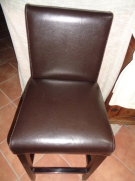 Табурет из экокожи