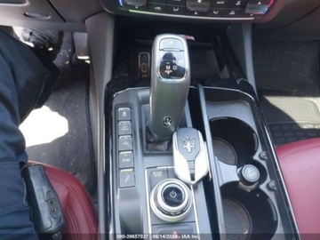 Maserati Levante 2022 Maserati Levante 2022, Modena, 3.0, 4x4, od ubezpieczalni 3.0 Benzyna 424KM, zdjęcie 7