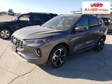 Ford Kuga III 2023 Ford Kuga 2023, 2.5L, 4x4, ELITE, ST-LINE, od ubezpieczalni 2.5 Benzyna