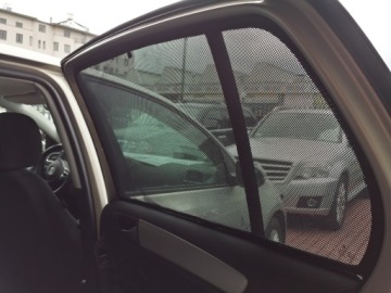 Специальные шторки в тон для VW Golf VI 5-дверный