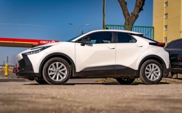 Toyota C-HR II SUV 1.8 Hybrid 140KM 2025 Toyota C-HR Toyota C-HR 1.8 Hybryda Faktura VAT23 1.8 Hybryda 140KM, zdjęcie 5