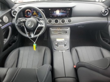 Mercedes Klasa E W214 2023 Mercedes-Benz Klasa E 350 4Matic 2023 2.0l 2.0 Benzyna 255KM, zdjęcie 8