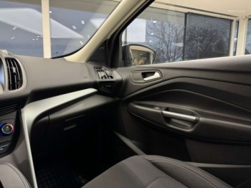 Ford Kuga II SUV Facelifting 2.0 TDCi 150KM 2018 Ford Kuga Titanium Kamera cofania CarPlay KeyLess Nawigacja dostawa, zdjęcie 24