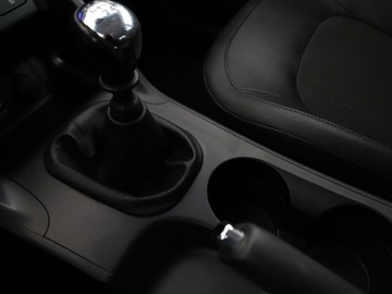 Hyundai ix35 SUV Facelifting 1.6 GDI 135KM 2015 Hyundai ix35 Czujniki, aut.klima, Podg.fotele,, zdjęcie 26