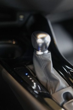 Toyota C-HR I Crossover Facelifting 1.8 Hybrid 122KM 2020 Toyota C-HR 1.8 Hybrid Selection 1.8 Hybryda 122KM, zdjęcie 13