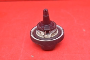 КРЫШКА ТОПЛИВНОГО БАКА 7222330 BMW F10 F11 09-13