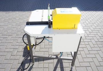 ФРЕЗЕРНЫЙ СТАНОК ДЛЯ ЗАГРУГЛЕНИЯ, УГЛОВ, ОТРЕЗАНИЯ ИЗЛИШНЕГО КЛЕЯ