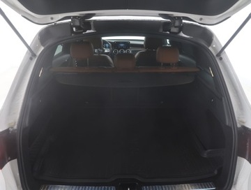 Mercedes GLC C253 SUV Facelifting 2.0 220d 194KM 2019 Mercedes GLC GLC 220 d 4MATIC, Salon Polska, zdjęcie 13