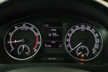 Skoda Rapid II Liftback Facelifting 1.0 TSI 95KM 2018 Skoda Rapid 1.0 TSI, Salon Polska, Klima, zdjęcie 9