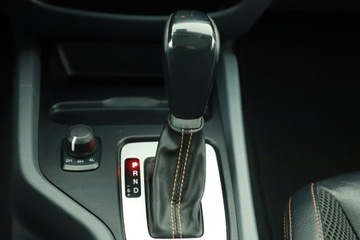 Ford Ranger V Podwójna kabina 3.2 Duratorq TDCI 200KM 2015 Ford Ranger 3.2 TDCi, 197 KM, 4X4, Automat, zdjęcie 15