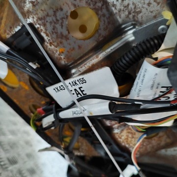 JAGUAR X-TYPE 2004 LEVÝ STRANA SEDADLO PŘEDNÍ ŘIDIČE