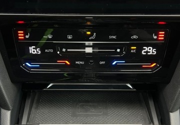 Volkswagen Arteon Fastback Facelifting 2.0 TDI 200KM 2021 Volkswagen Arteon R-Line Pakiety, GPS, Kamera 360, Hak, Digital, ACC, Fot, zdjęcie 24