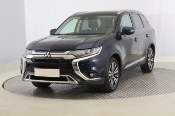 Mitsubishi Outlander III SUV Facelifting 2017 2.0 150KM 2018 Mitsubishi Outlander 2.0, Salon Polska, zdjęcie 1