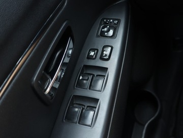 Mitsubishi ASX I SUV Facelifting 2015 1.6 117KM 2016 Mitsubishi ASX 1.6 MIVEC, Salon Polska, Navi, zdjęcie 19