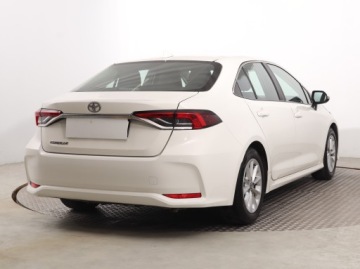 Toyota Corolla XII Sedan 1.5 VVT-i 125KM 2021 Toyota Corolla 1.5 VVT-i, Salon Polska, zdjęcie 4