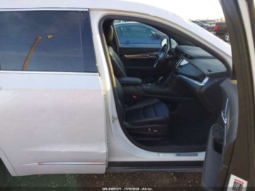 Cadillac 2021 Cadillac XT6 Luxury 2021 2.0L 2.0 Benzyna 235KM, zdjęcie 9