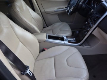 Volvo XC60 I SUV 2.4 D3 163KM 2010 Volvo XC60 2.4 D, Salon Polska, 4X4, Automat, zdjęcie 6