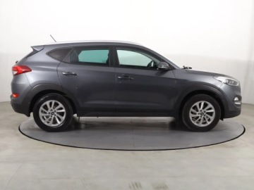 Hyundai Tucson III SUV 1.6 GDI 132KM 2016 Hyundai Tucson 1.6 GDI, Salon Polska, Serwis ASO, zdjęcie 5