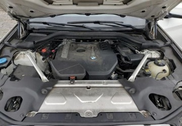 BMW X3 G01 SUV 2.0 20i 184KM 2018 BMW X3 Auta z USA - Zapytaj o wiecej ofert 2.0 Benzyna 184KM, zdjęcie 9