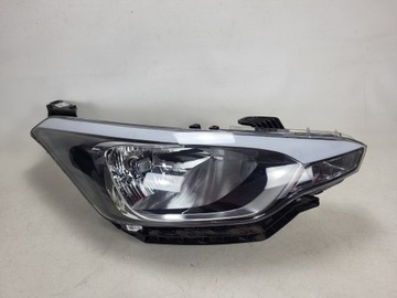 HYUNDAI I20 II 2 lampa przód przednia prawa
