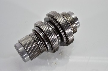 Wał skrzyni 4 724.1 8G-DCT Mercedes-Benz