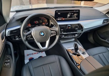BMW Seria 5 G30-G31 Touring Facelifting 3.0 530d 286KM 2021 BMW Seria 5 Lift 3.0D 286 PS Mild hybrid Zadbane Niski przebieg Serwis ASO, zdjęcie 16