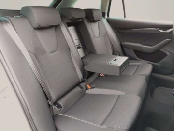 Skoda Octavia IV Liftback 1.5 TSI EVO 150KM 2024 Skoda Octavia 1.5TSI M-HEV 150KM Selection SalonPL ASO Virtual Matrix Kess, zdjęcie 13