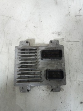 J805 ŘÍZENÍ MOTORU OPEL CORSA D 1.4B 55576697