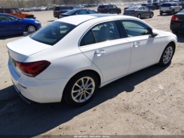 Mercedes Klasa A W177/V177 2019 Mercedes-Benz Klasa A 2.0L FWD, od ubezpieczalni 2.0 Benzyna 188KM, zdjęcie 6