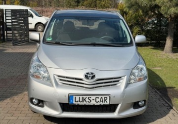Toyota Verso Minivan 1.8 Valvematic 147KM 2010 Toyota Verso 1,8 147KM Automat Panorama Climatronic ASO Dla wymagajacych, zdjęcie 7