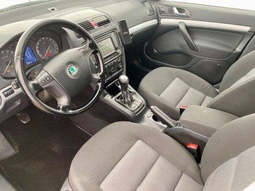 Skoda Octavia II Kombi 2.0 TDI CR DPF 140KM 2008 Skoda Octavia Zarejstrowany w kraju 2.0 Diesel 140KM, zdjęcie 10