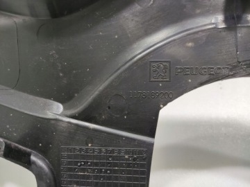 КРЫШКА ПРИБОРНОЙ ПАНЕЛИ КАБИНЫ METROPOLIS RS 400 1778189200 2013-2018