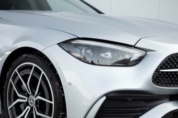 Mercedes Klasa C W206 Limuzyna 2.0 220d 200KM 2023 Mercedes-Benz Klasa C 220D 4Matic AMG Salon PL Autotrade Mercedes-Benz, zdjęcie 4