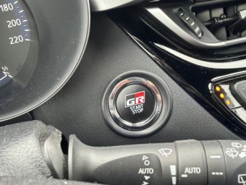 Toyota C-HR I Crossover Facelifting 2.0 Hybrid Dynamic Force 184KM 2023 Toyota C-HR 2.0 Hybrid GR Sport Toyota C-HR GR-SPO, zdjęcie 19
