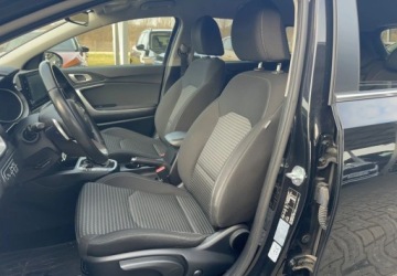 Kia Ceed III Kombi Facelifting 1.5 T-GDI 160KM 2023 Kia Ceed 1.5 T - GDI 160 KM 7 DCT M 1.5 Benzyna 160KM, zdjęcie 22