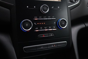 Renault Megane IV Hatchback 5d 1.3 TCe 115 FAP 115KM 2019 Renault Megane 1.3 TCe, Salon Polska, Serwis ASO, zdjęcie 15