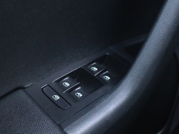 Skoda Octavia III Kombi Facelifting 1.5 TSI ACT 150KM 2018 Skoda Octavia 1.5 TSI, Salon Polska, zdjęcie 16