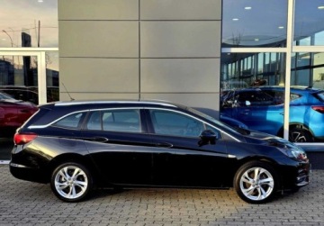 Opel Astra K Sportstourer Facelifting 1.5 Diesel 122KM 2020 Opel Astra 1.5 ON 122KM Elegance M6 FV23 Salon PL Serwis ASO Gwarancja 1.5, zdjęcie 4