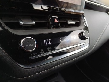 Toyota Corolla XII TS Kombi Facelifting 1.8 Hybrid 140KM 2023 Toyota Corolla 1.8 Hybrid Comfort Seria E21 (2019-, zdjęcie 24