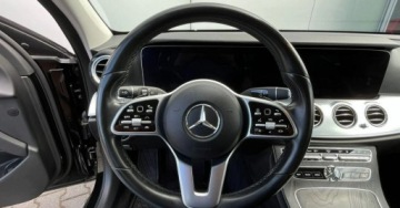 Mercedes Klasa E W213 Kombi 2.0 220d 194KM 2020 Mercedes-Benz Klasa E 4 Matic Automat Led Parktronic Kamera Navi Vir, zdjęcie 17