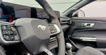 Ford Mustang VI Convertible 2023 5.0 Ti-VCT 446KM 2026 Ford Mustang Aktywny wydech, wentylowane fotele, aktywny tempomat, V8 5.0, zdjęcie 11