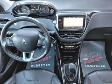 Peugeot 2008 I SUV Facelifting 1.6 BlueHDi 99KM 2017 Peugeot 2008 Navi Kamera Panorama Klimatronik Alu 1.6 Diesel 100KM, zdjęcie 19