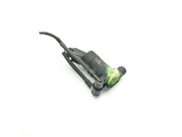 FORD KUGA PUMPIČKA OSTŘIKOVAČE OKNO PŘEDNÍ 2008